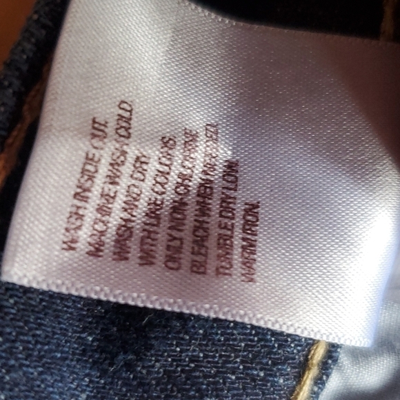 Old Navy Diva distressed jeans size 12 short preowned,  like new condition - Picture 6 of 6